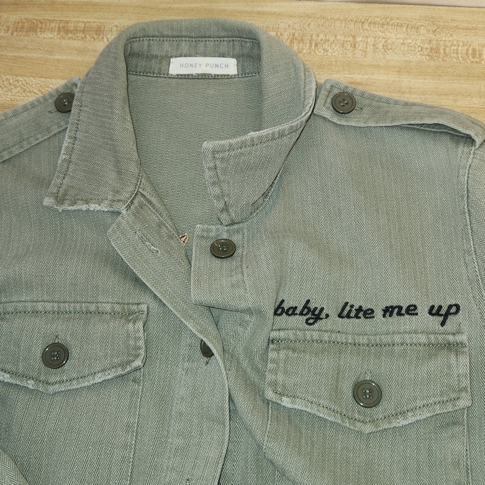 HONEY PUNCH Dragon Embroidered Military Jacket, size M - Picture 7 of 12